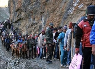 अमरनाथ यात्रियों को हिजबुल का संदेश, कहा श्रद्धालुओं पर हमला करना हमारा मकसद नहीं अमरनाथ यात्रियों को हिजबुल का संदेश