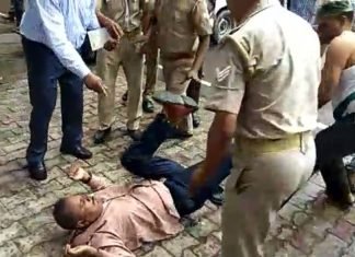 एनेक्सी में मारपीट