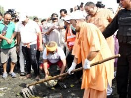 गोमती नदी सफाई महाभियान