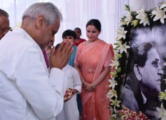 सपा के छायाकार अशोक यादव