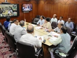 जानें LU बवाल के बाद डिप्टी सीएम ने कुलपतियों और अधिकारियों के साथ बैठक कर दिए कौन से निर्देश यूपी के विश्वविद्यालय