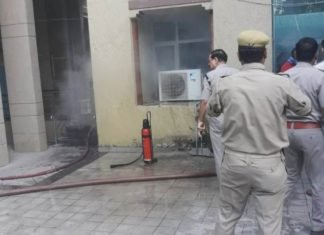 एलडीए में फिर लगी आग, लाखों का नुकसान, लापरवाही भी आयी सामने एलडीए में लगी आग