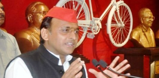 अखिलेश यादव