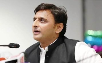 अखिलेश यादव