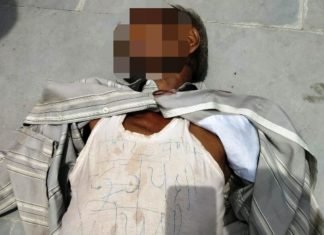 शहीद स्मारक में लटकती मिली बुजुर्ग की लाश, बनियान पर सुसाइड नोट लिख भाई की पत्नी को बताया मौत के लिए जिम्मेदार बनियान पर सुसाइड नोट