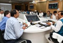 PWD के अधिकारियों से बोले डिप्टी सीएम, युद्ध स्तर पर ठीक कराई जाए बरसात से खराब हुई सड़कें बरसात से खराब हुई सड़कें
