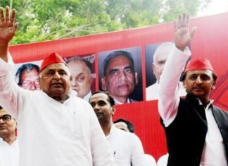 जानें अखिलेश के साथ मंच पर आएं मुलायम ने कार्यकर्ताओं से क्या कहा मुलायम अखिलेश