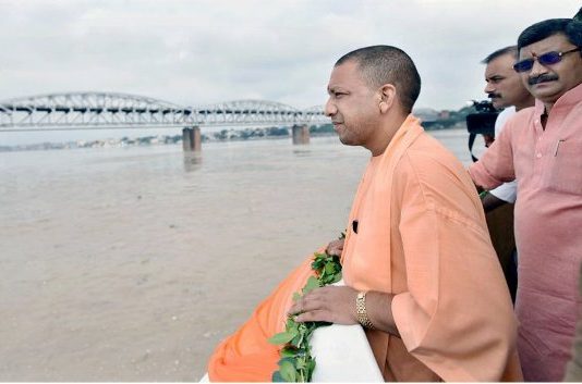 लग्जरी क्रूज