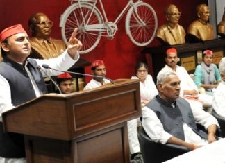 अखिलेश सीबीआइ