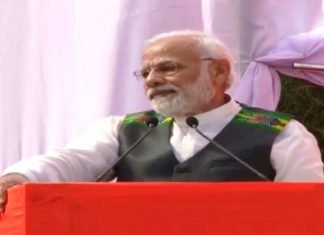 मिजोरम रैली: PM का कांग्रेस पर हमला, देश समझ चुका इनकी फूट डालो-शासन करो की नीति फूट डालो