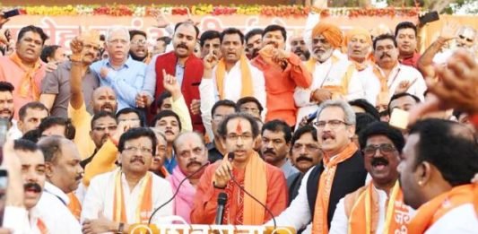 अयोध्‍या में उद्धव ठाकरे