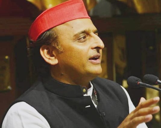 प्रधानमंत्री के मथुरा दौरे पर अखिलेश ने कहा, बीजेपी सरकार के वादों केे जमीन पर उतरने का जनता करती रहेगी हमेशा इंतजार शांतिपूर्ण व हिंसक