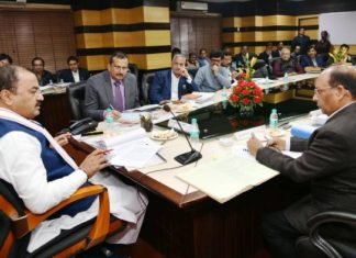 राजकीय निर्माण निगम की बैठक में केशव मौर्या का सीधा निर्देश, गुणवत्ता के साथ समयसीमा में काम नहीं करने वाले ठेकेदारों पर करें कार्रवाई राजकीय निर्माण निगम