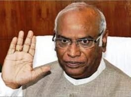 अब PAC प्रमुख ने कहा, सरकार ने राफेल मुद्दे पर सुप्रीम कोर्ट को किया गुमराह, CAG को बुलाएंगे मल्लिकार्जुन खड़गे