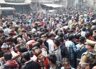लखनऊ में पांच साल की बच्ची के साथ हैवानियत, हत्या के बाद कुल्हाड़ी से काटी गर्दन, बोरे में मिली अर्द्धनग्न अवस्था में लाश, भड़के लोग