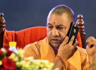 83 पूर्व नौकरशाह