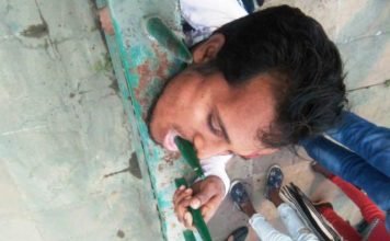 Video: एशिया के सबसे बड़े पार्क के सामने तेज रफ्तार बाइक से ऐसा एक्सिडेंट देख कांपे लोग जनेश्वर पार्क एक्सिडेंट