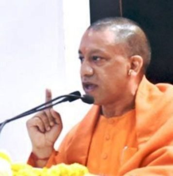 भारत ने विकास का तो पाकिस्तान ने विनाश का चुना है रास्ता: योगी विनाश का रास्ता