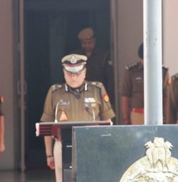 #पुलवामा: DGP सहित प्रदेश भर में पुलिस के अफसर व कर्मियों ने दी शहीद जवानों को श्रद्धांजलि पुलिस महानिदेशक