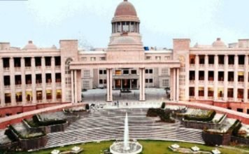 गर्भ गिराने की अनुमति