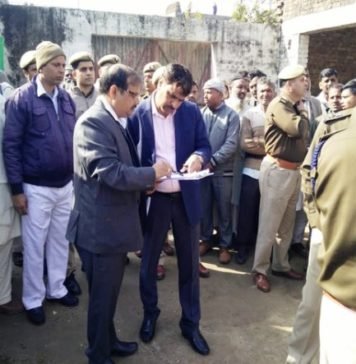 जहरीली शराब ने बरपाया कहर, UP में 32 तो उत्तराखंड में 12 की मौत, कई की हालत गंभीर जहरीली शराब