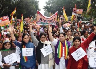 शिक्षामित्रों के समायोजन