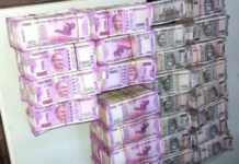UP: दागदार हुई खाकी, दो दरोगाओं ने साथियों के साथ व्यापारी के यहां डाला एक करोड़ 85 लाख का डाका, चार गिरफ्तार दरोगा बनें डकैत