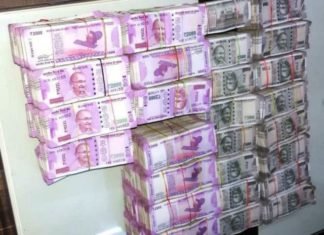 दरोगा बनें डकैत