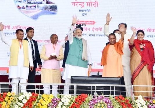 एके 203