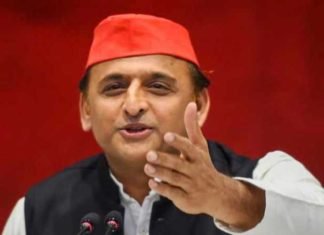 यूपी को बेहाल कर दिल्ली में वोट मांगने में व्यस्त है रोगी सरकार: अखिलेश रोगी सरकार