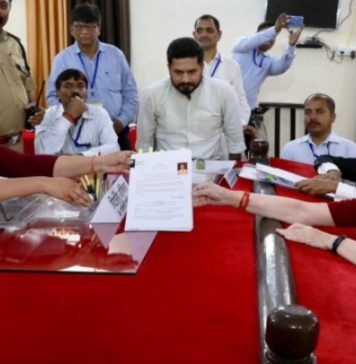 रायबरेली में हवन-पूजन के बाद सोनिया गांधी ने भरा नामांकन, कहा मोदी नहीं हैं अजय, हम हराएंगे नहीं हैं अजय