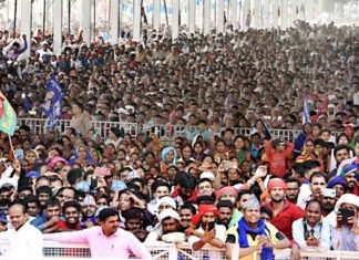एक ही मंच से मोदी व भाजपा पर बरसे अखिलेश-मायावती, अतुल राय को जिताने कि अपील भी की मऊ की जनसभा