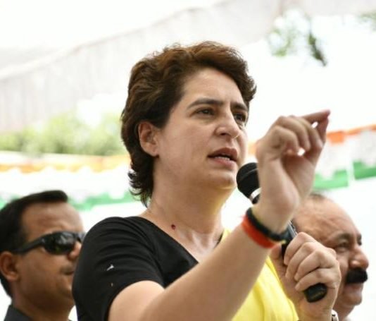 भाजपा सरकार को पेपर लीक पर करनी चाहिए चर्चा: प्रियंका गांधी पेपल लीक
