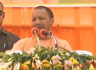 अंबेडकरनगर में योगी का बसपा सुप्रीमो पर हमला, अंबेडकर को अपशब्द कहने वालों के लिए वोट मांग रहीं मायावती, कांग्रेस-सपा पर भी साधा निशाना राम मंदिर निर्माण