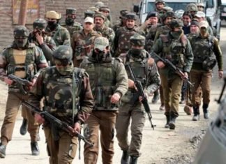 केंद्र सरकार ने की जम्मू-कश्मीर में दस हजार अतिरिक्त जवानों की तैनाती केंद्र सरकार