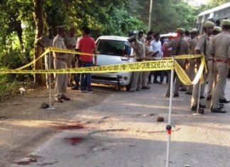 संभल: पेशी से लौट रहे तीन बदमाश दो पुलिसवालों की हत्या व रायफल लूटकर फरार, मचा हड़कंप संभल