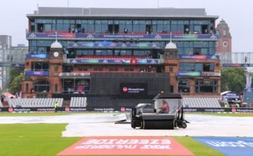 #WorldCup2019: बारिश की वजह से रूका भारत-न्यूजीलैंड का मुकाबला, आज होगा पहला सेमीफाइनल मैच पूरा भारत-न्यूजीलैंड