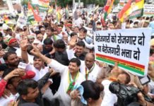 योगी सरकार की नीतियों व कानून-व्यवस्था को लेकर शिवपाल यादव का हल्ला बोल प्रदर्शन, ये मांगें भी उठाईं हल्ला बोल प्रदर्शन