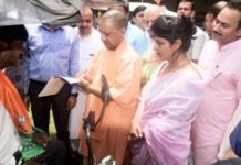 ई रिक्शा चालकों