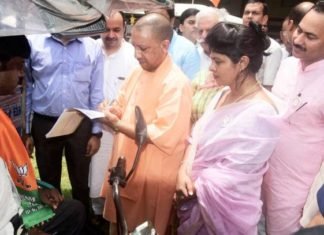 ई रिक्शा चालकों