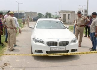 बिल्डर पर गोलियां