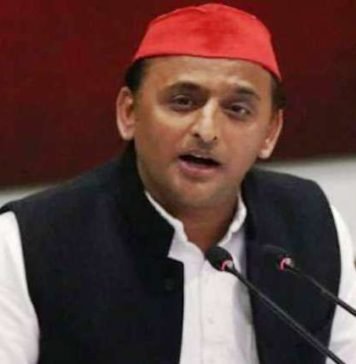 अखिलेश यादव