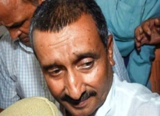 एम्स में अदालत