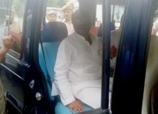 चिन्मयानंद केस: शाहजहांपुर से न्याय यात्रा निकालने पर अड़ी कांग्रेस, अजय कुमार लल्लू समेत कई नेता गिरफ्तार