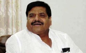 शिवपाल का तंज