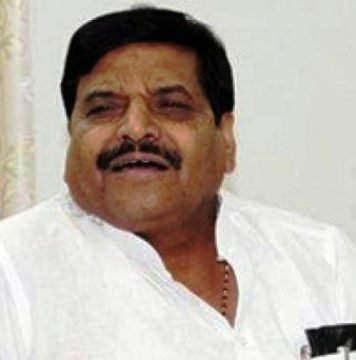 शिवपाल का तंज