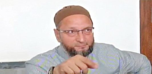 कोर्ट के फैसले से असंतुष्ट हूं, हमें पांच एकड़ जमीन की नहीं चाहिए खैरात: ओवैसी पांच एकड़ जमीन