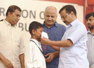 बढ़ते प्रदूषण को लेकर ”खट्टर और कैप्टन सरकार पर भड़के केजरीवाल, कहा गैस चैंबर में बदल गई है दिल्ली बढ़ते प्रदूषण स्तर