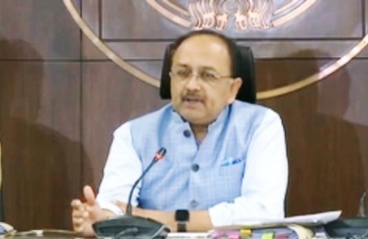 स्‍वामी प्रसाद मौर्या से फर्क