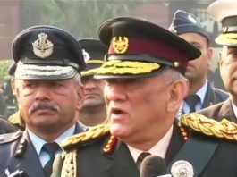 बिपिन रावत ने संभाला पहले CDS का कार्यभार, कहा राजनीति से दूर रहती है सेना सीडीएस